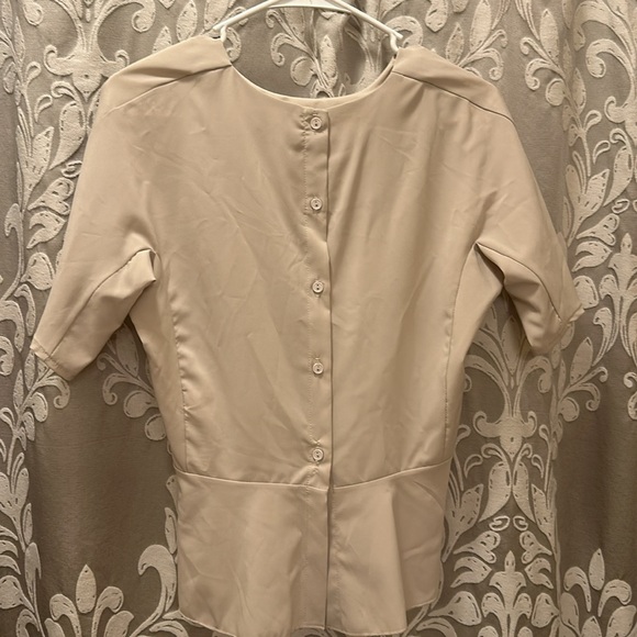 Foreign Exchange peplum top - Picture 2 of 2